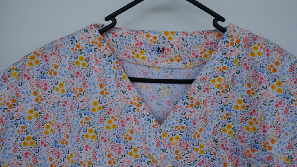 PASTEL FLORAL SCRUB TOP (READY MADE)